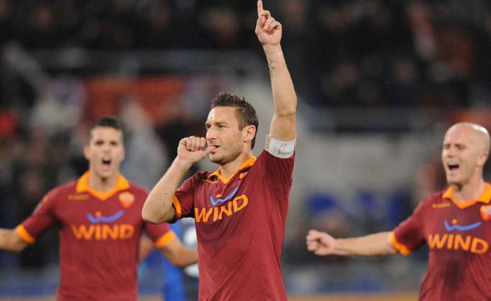 As Roma Totti Zampa