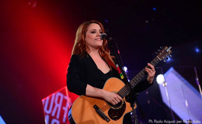 Noemi Fronte del palco