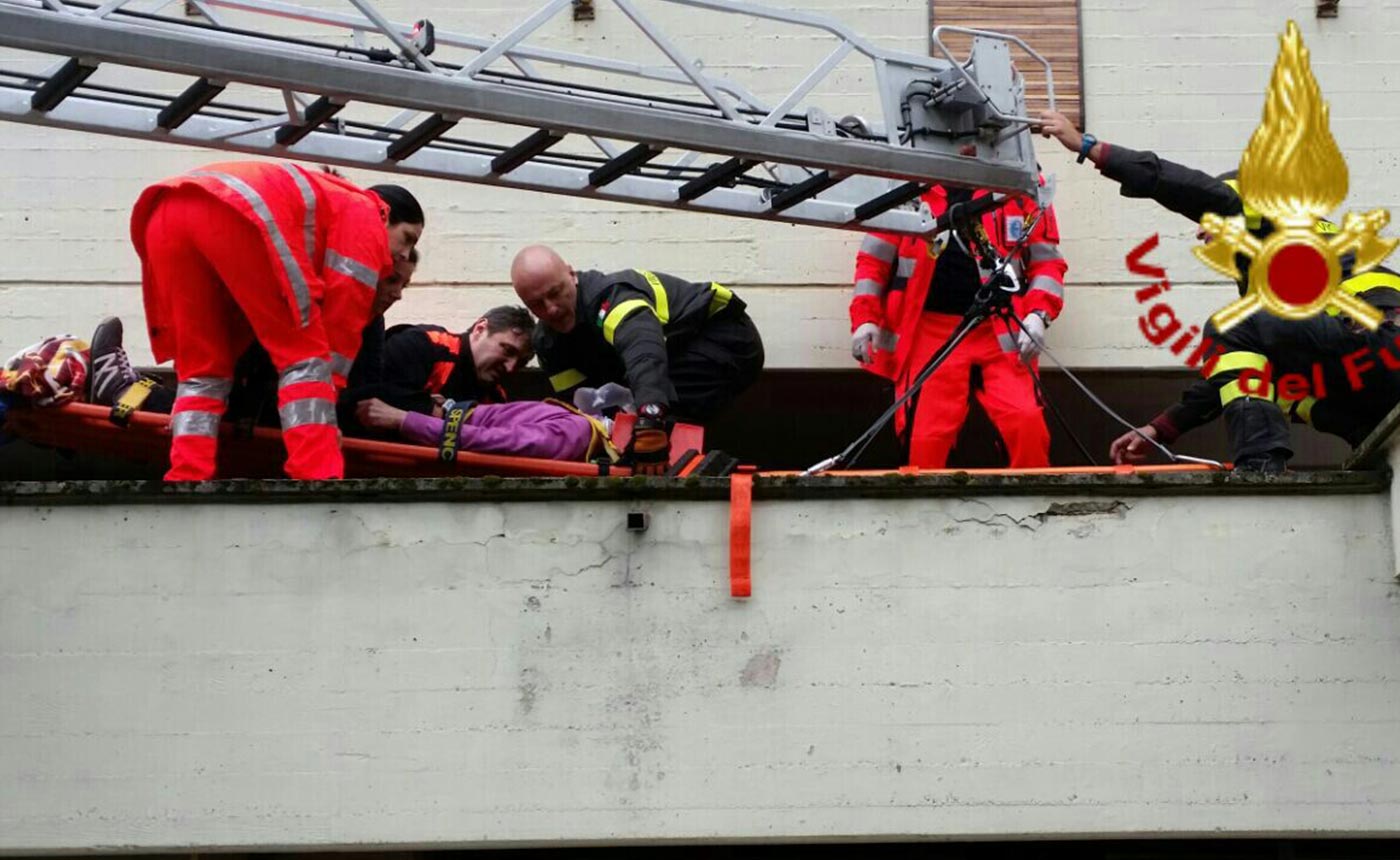 pompieri capannelle suicidio