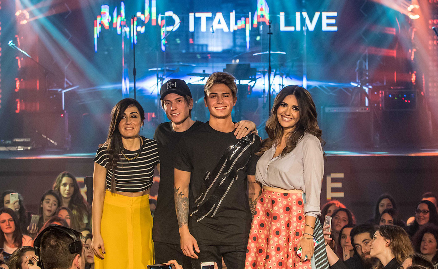 Benji & Fede ospiti di Radio Italia Live su Real Time. Conduce Serena Rossi